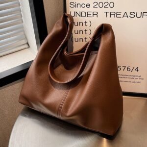 Large Capacity Tote Bag with Inserted Buckle - Versatile Hobo Style Shoulder Bag for Everyday Use