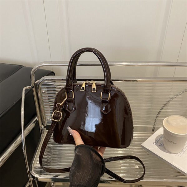 2025 summer new style high value temperament fashion European and American style fashionable handbag ins stylish shoulder messenger bag