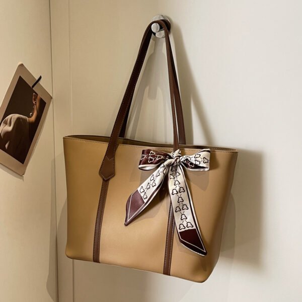 O1CN01iD0s921cGU6FJPquQ_!!2216001913573-0-cib Korean-Style Vintage Large Tote Bag for Women – 2025 New Minimalist Fashion Commuter Handbag