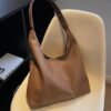 Large Capacity Tote Bag with Inserted Buckle - Versatile Hobo Style Shoulder Bag for Everyday Use